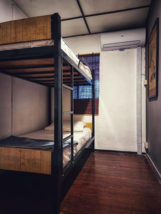 קוצ'ינג Treehouse Hostel מראה חיצוני תמונה