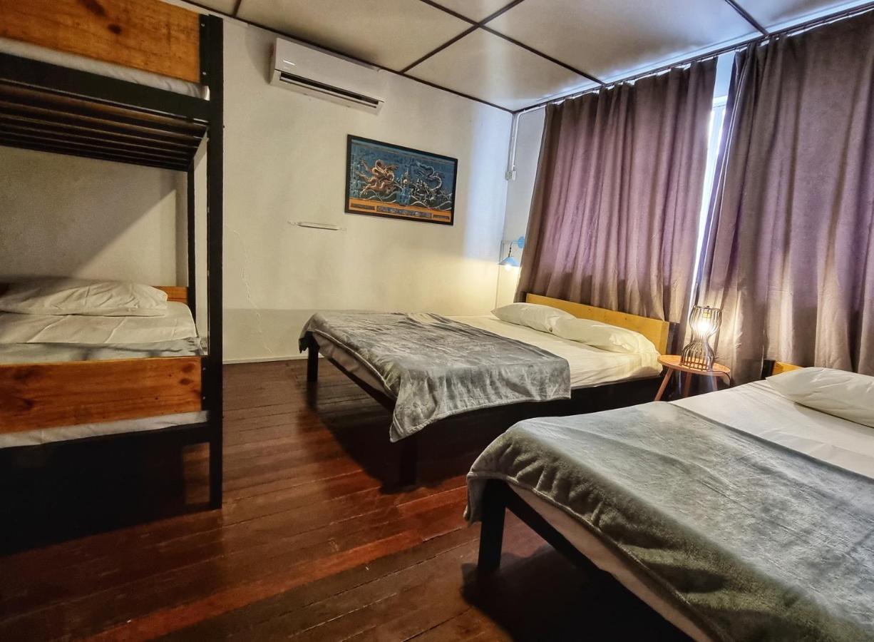 קוצ'ינג Treehouse Hostel מראה חיצוני תמונה